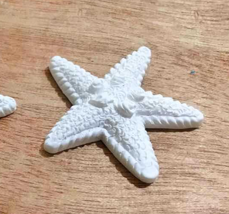 Resin Starfish and Seahorse Fish Tank Decoration Pendant