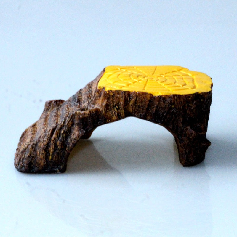Resin basking island and climbing platform for aquarium turtles
