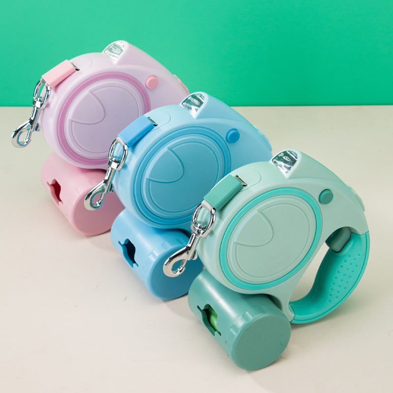 Automatic retractable dog leash with light