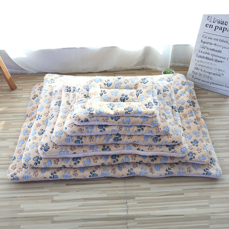 Thick Plush Cat Bed and Dog Blanket with Warm Padding